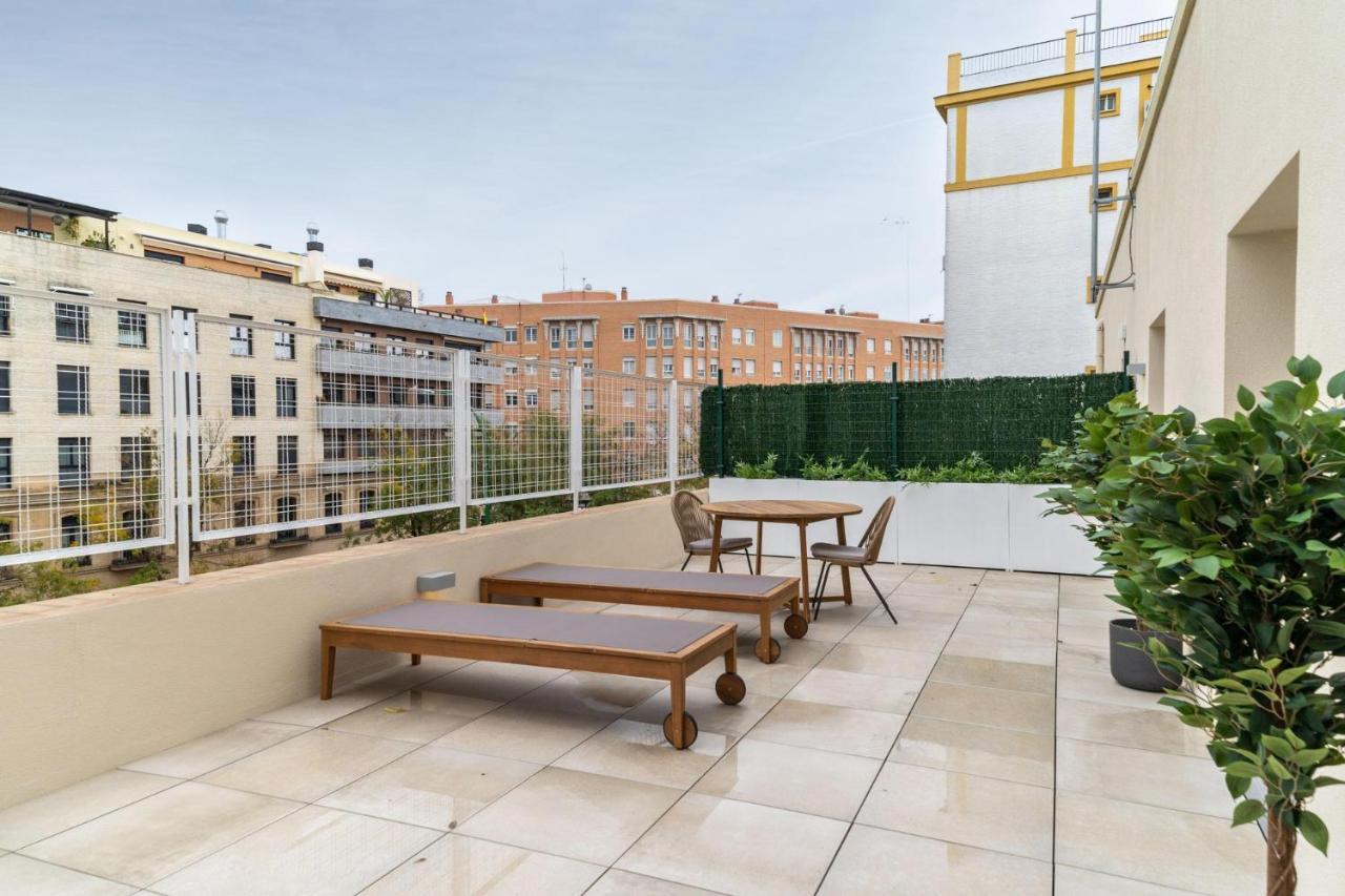 Limehome Sevilla Ronda De Capuchinos Zewnętrze zdjęcie
