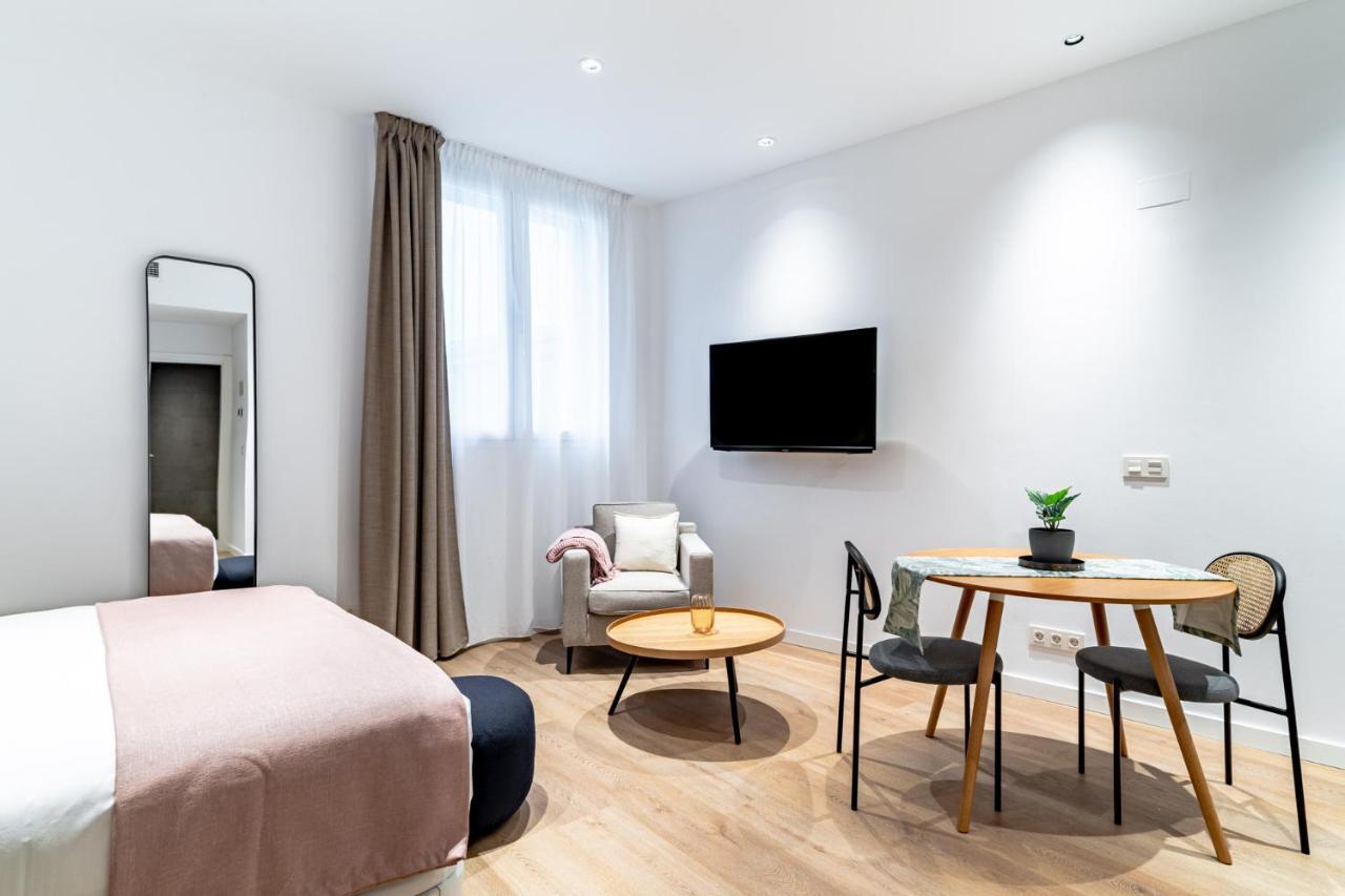 Limehome Sevilla Ronda De Capuchinos Zewnętrze zdjęcie