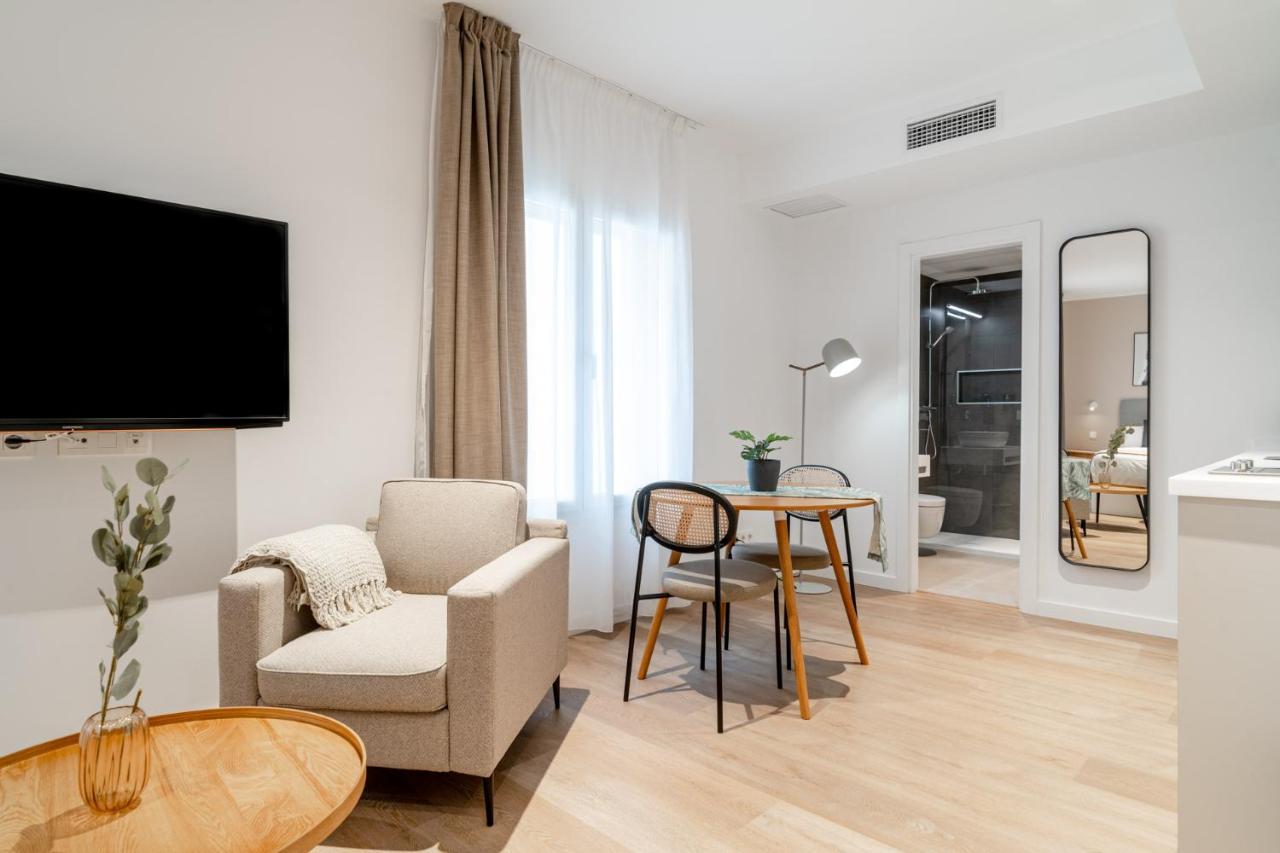 Limehome Sevilla Ronda De Capuchinos Zewnętrze zdjęcie