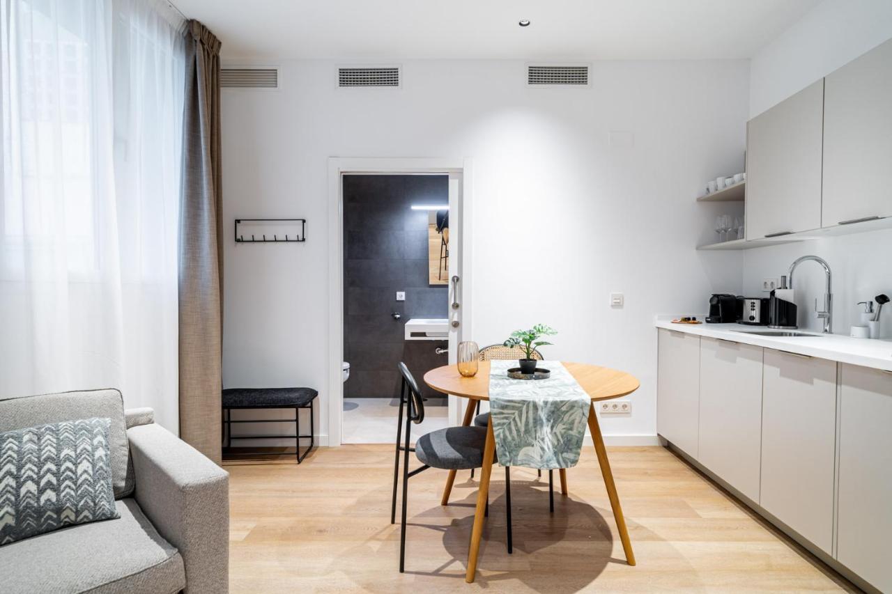 Limehome Sevilla Ronda De Capuchinos Zewnętrze zdjęcie